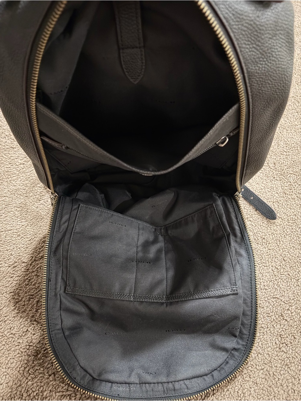Coach Metropolitan Soft Backpack - Picture 6 of 7